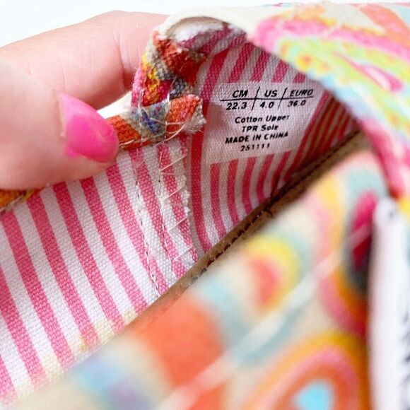 Toms Orange Paisley Print Slip On Flat Shoes Size Youth 4 EUR 36 Blue NEW - Picture 7 of 8